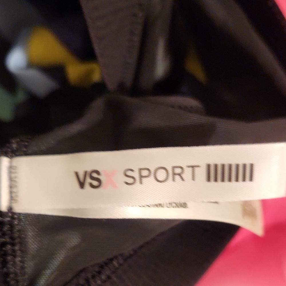 Victoria's Secret VSX Vibrant Chevron Sports Bra - Picture 2 of 3